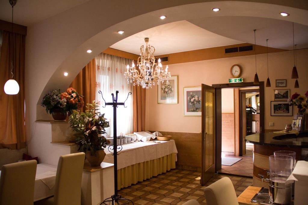 Hotel Alter Telegraf Graz Exterior photo