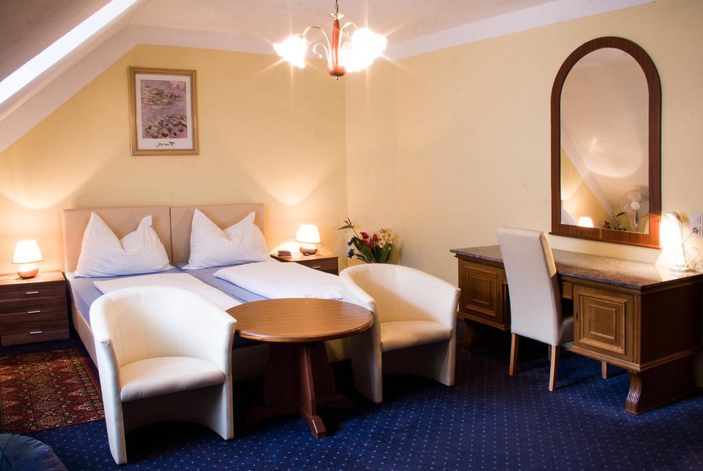 Hotel Alter Telegraf Graz Exterior photo